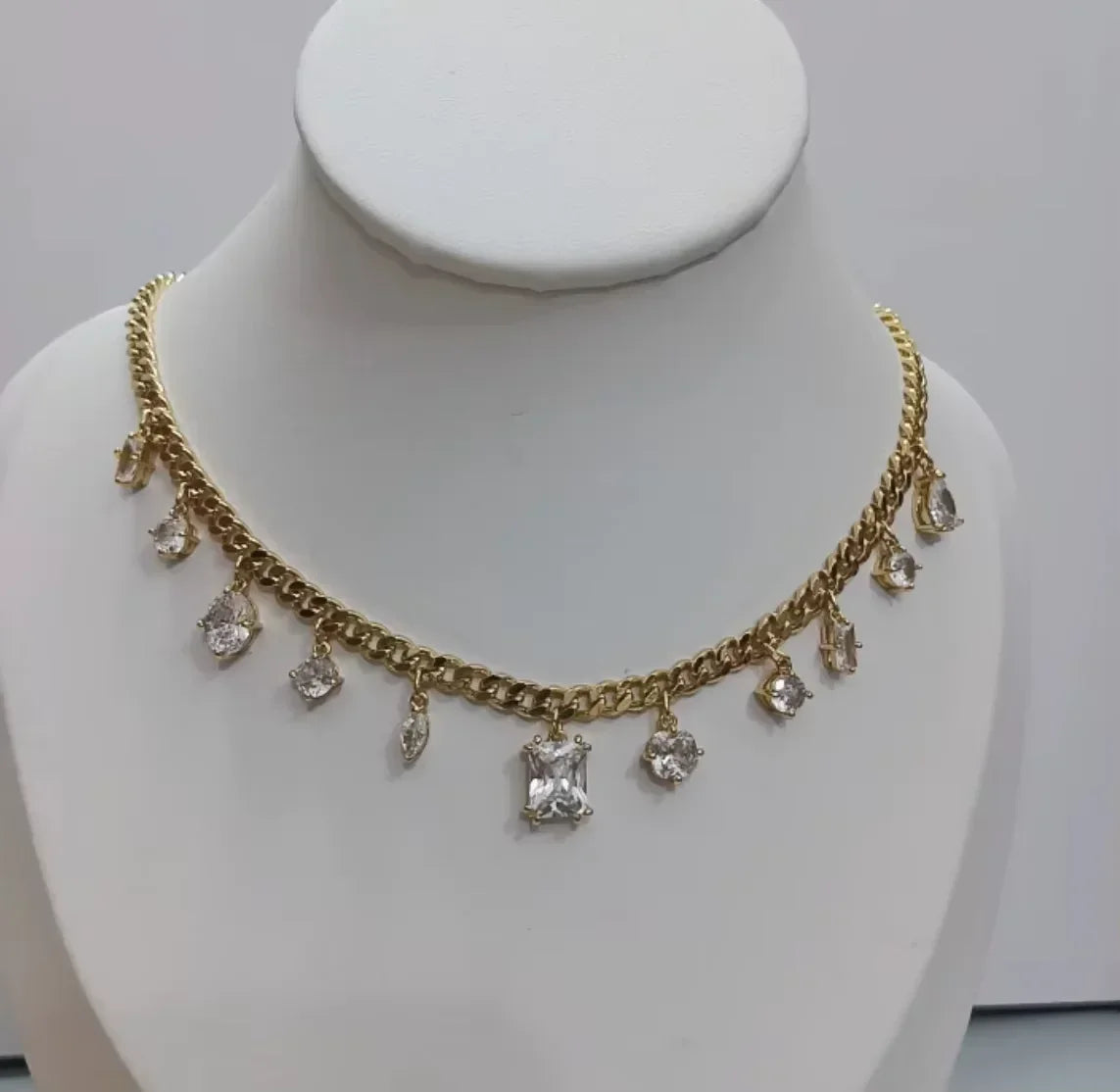 Luxury Crystal Jewelry Set – Elegant Charm Collection for Women