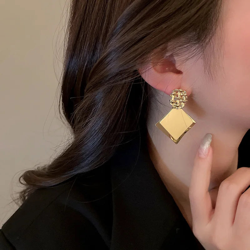 Metal Sequin Drop Earrings for Women – Sparkling Rhinestone Elegance