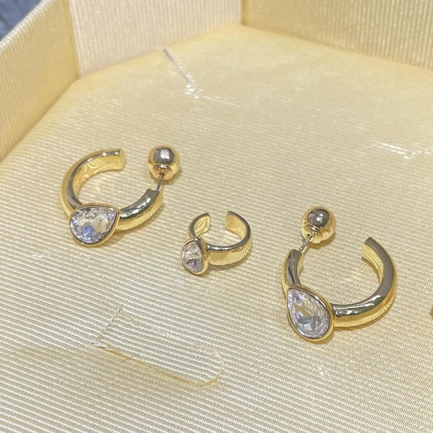 Luxury Crystal Jewelry Set – Elegant Charm Collection for Women