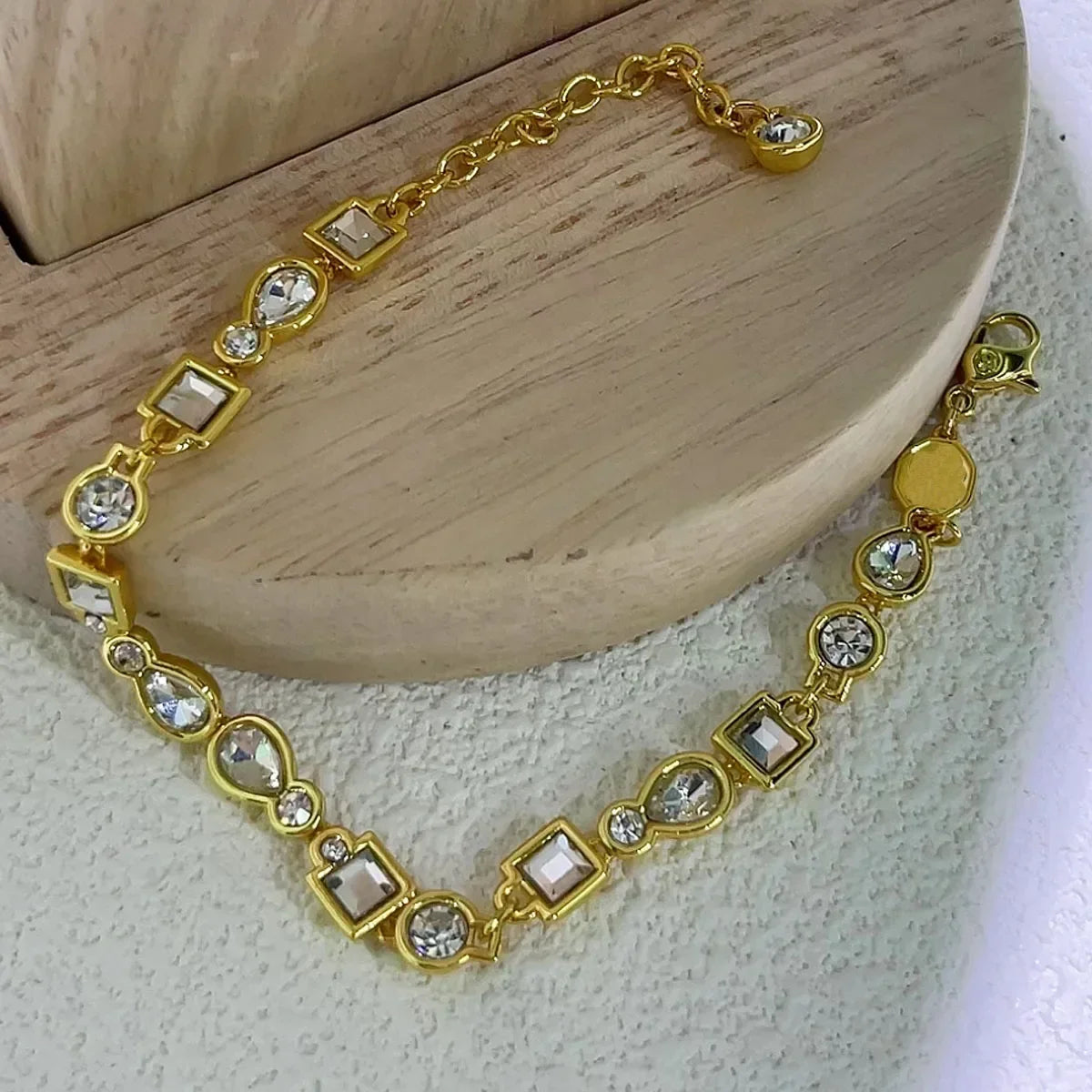 Luxury Crystal Jewelry Set – Elegant Charm Collection for Women